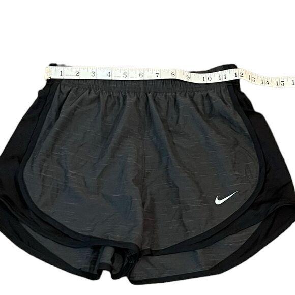 NWT Nike Tempo Women’s Dri-Fit Standard Fit Running Shorts, Size XS - Picture 13 of 16